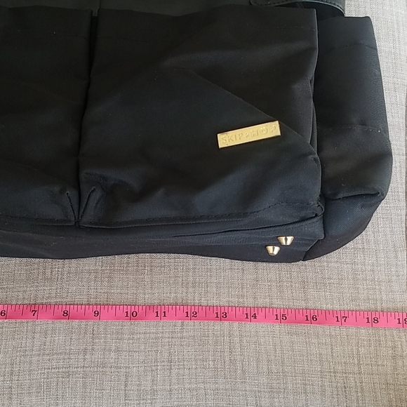 Skip Hop Chelsea Chic Diaper Bag - Picture 15 of 15